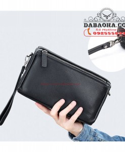 Là Clutch cầm tay cao cấp